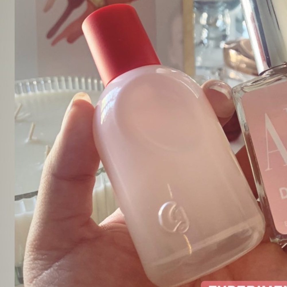 Glossier You perfume